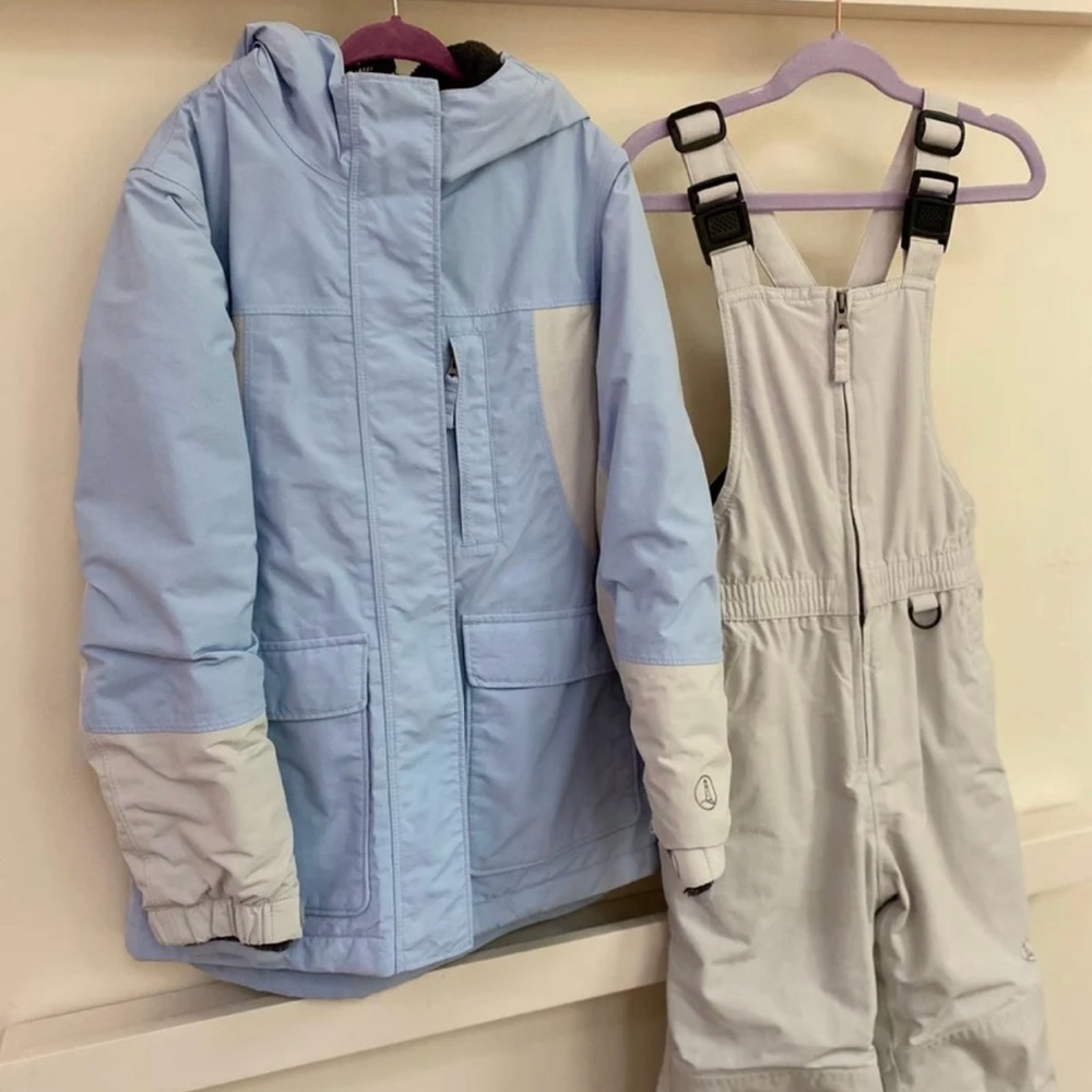 (SOLD) Lands’ End/ Squall Fleece lined Waterproof Jacket and snow bib set